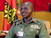 Buratai Ya Yi Gargadi Kan Dogaro Da Sojoji Wajen Tsaron Cikin Gida