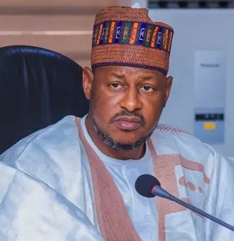 Sukar Tafiye-Tafiye na Nuna Rashin Fahimtar Aikin Gwamnati “Gwamna Umar Dikko Radda”